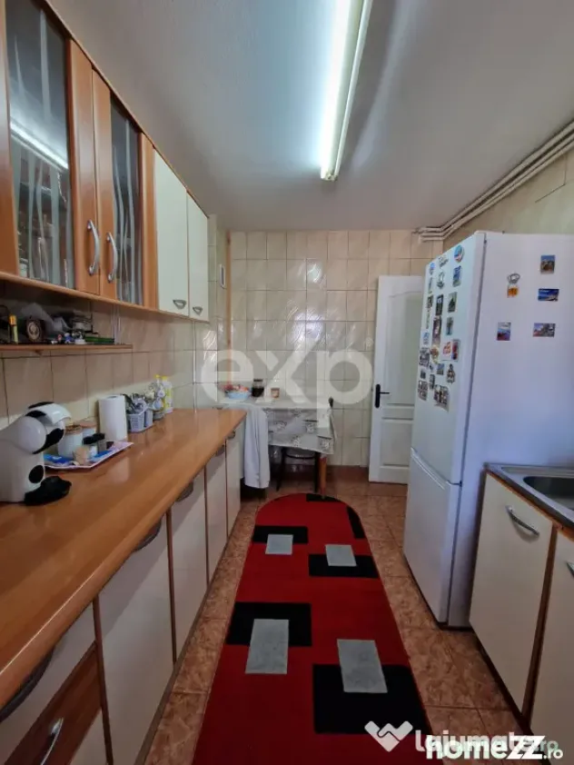 Apartament 2 camere decomandat , Micro 6