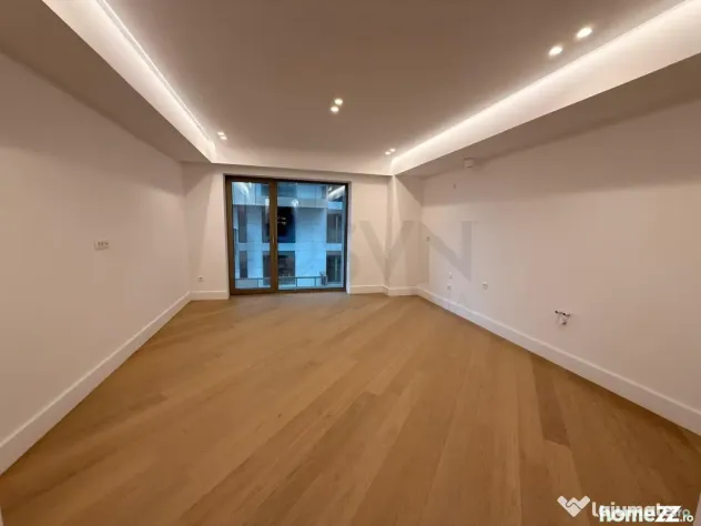 3 camere lux IANCU Nicolae