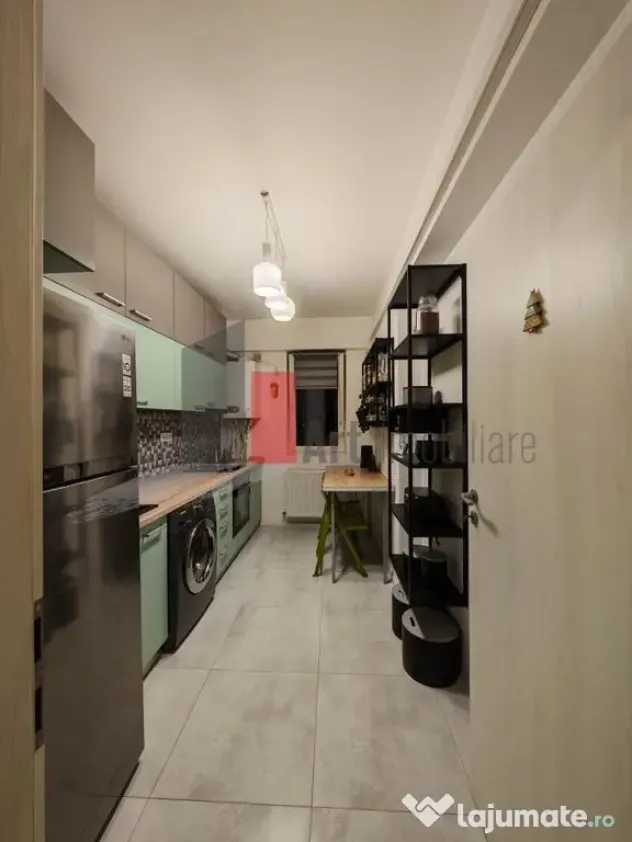 Apartament cu 2 camere de vanzare -Pacii-cu centrala-semi...