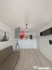 Apartament cu 2 camere de vanzare -Pacii-cu centrala-semi...