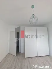 Apartament cu 2 camere de vanzare -Pacii-cu centrala-semi...