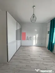 Apartament cu 2 camere de vanzare -Pacii-cu centrala-semi...
