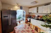 Apartament decomandat la etaj intermediar llanga caminele UT 