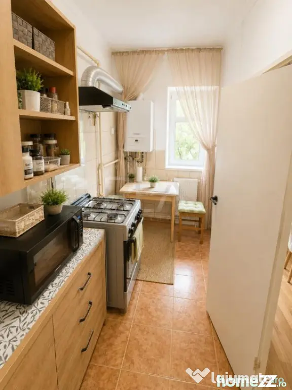 2 camere Vitan, centrală, parcare, et. 3, an 1985, 52 mp