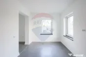 De închiriat casă full renovată în 2023, 5 camere, pe... 