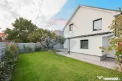 De închiriat casă full renovată în 2023, 5 camere, pe... 