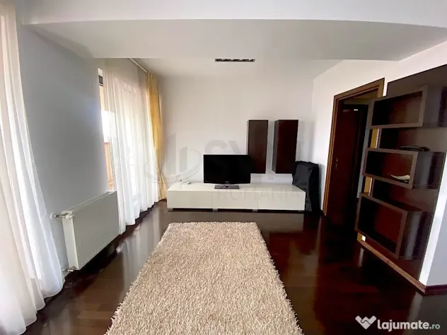 Apartament spatios - 67 mp utili plus 22 mp terasa