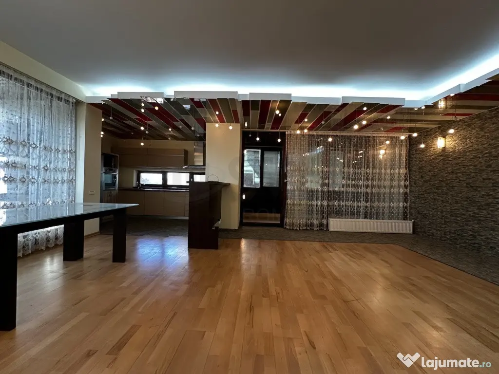 3 camere Aviatiei 110 mp cu parcare subterana