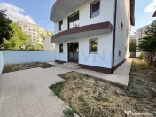 Vila noua cu 3 apartamente TITAN 