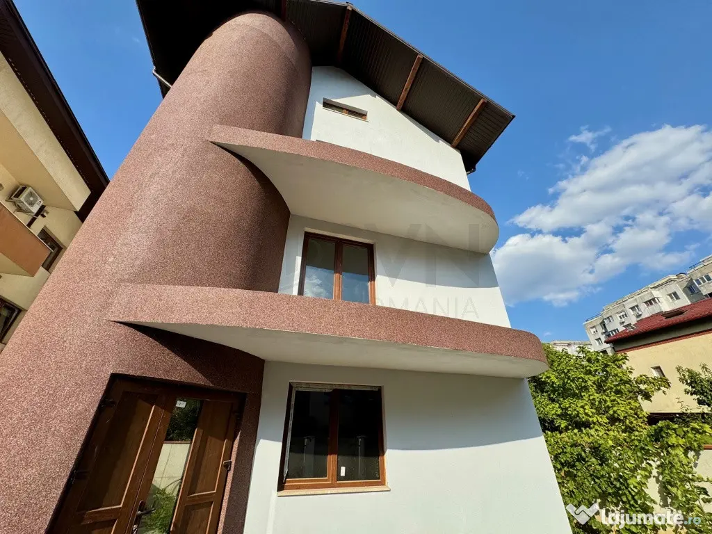 Vila noua cu 3 apartamente TITAN