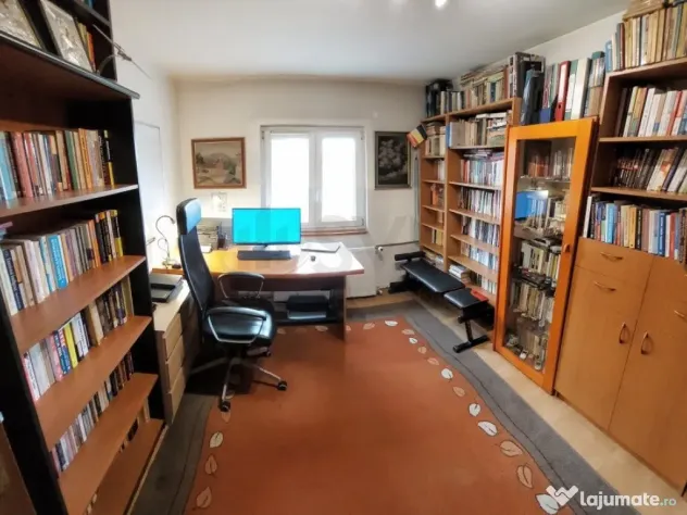 Apartament de 4 camere Piata Alba Iulia