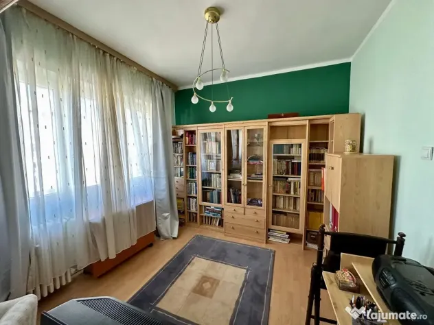 Apartament cu 3 camere de in Vatra Luminoasa - Maior Coravu