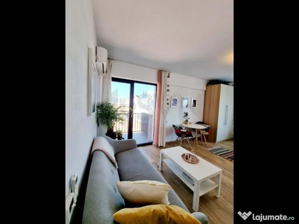 Studio Piata Victoriei l Bloc Nou