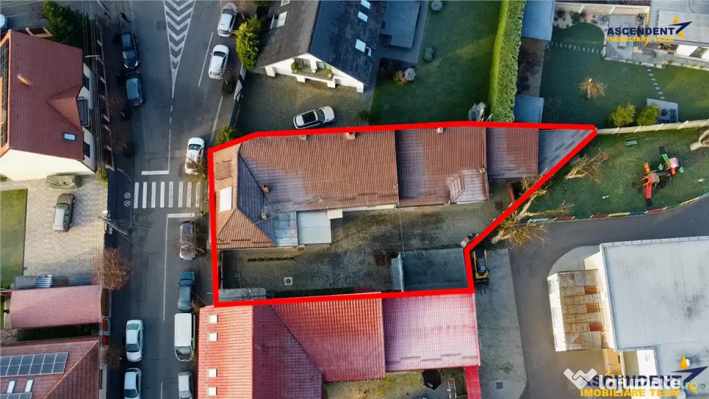 3D!Ansamblu casa productie comercial, 3 corpuri,acces strada