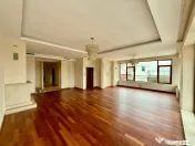Apartament 4 camere I Vedere lac I Premium 