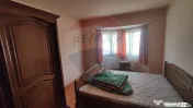 Casă cu 6 camere de vânzare, teren generos, Osorhei