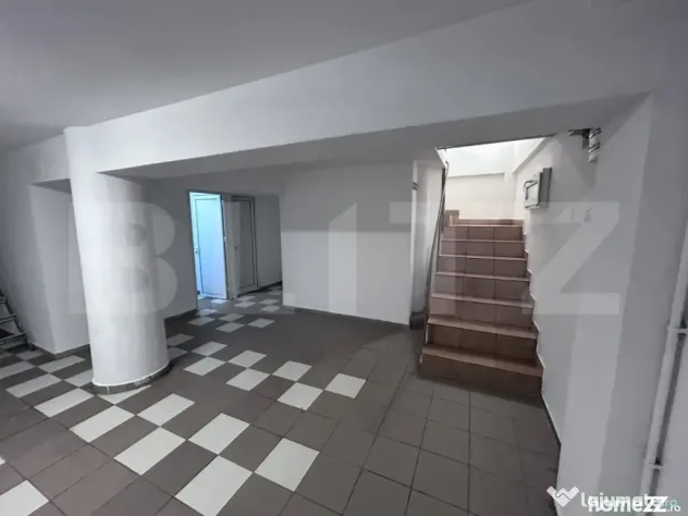Spatiu Comercial-180 Mp, vis a vis de Parcul Central
