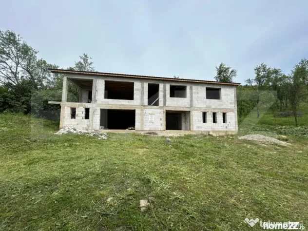 Proprietate exclusivistă cu potențial uriaș în Bunești, - Bunesti (Cluj)