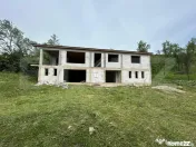 Proprietate exclusivistă cu potențial uriaș în Bunești, 