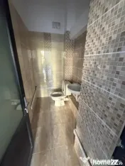 Spatiu comercial, 80 mp, zona centrala din Filiasi cu deschi 