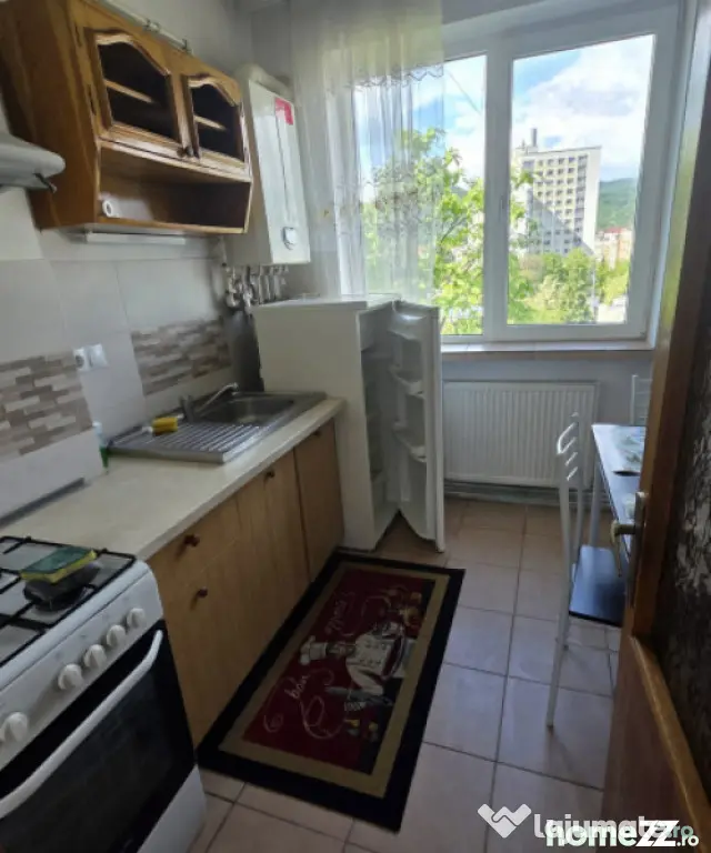 Apartament 3 camere, 64 mp, 2 balcoane, disponibil imediat,