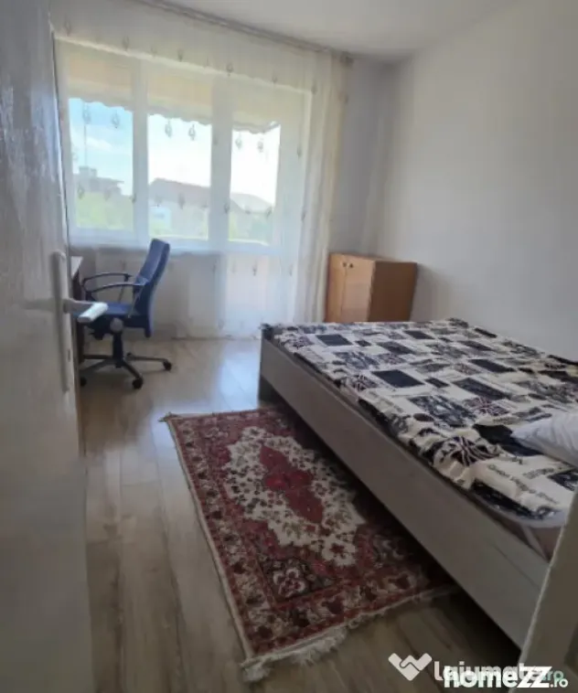 Apartament 3 camere, 64 mp, 2 balcoane, disponibil imediat,