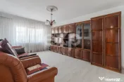 Apartament 3 camere decomandat, etaj 1, Xenopol 