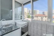 Apartament 3 camere decomandat, etaj 1, Xenopol 