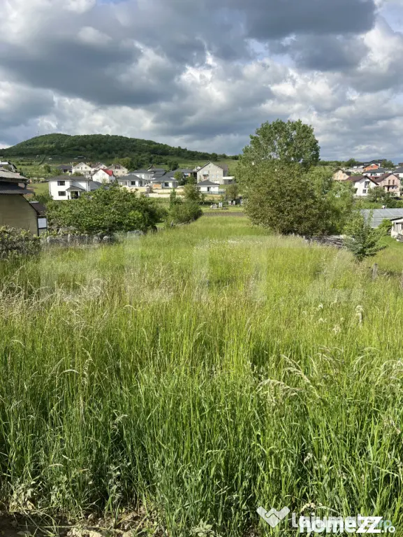 Teren intravilan, 12.4 ari, zona Subcetate
