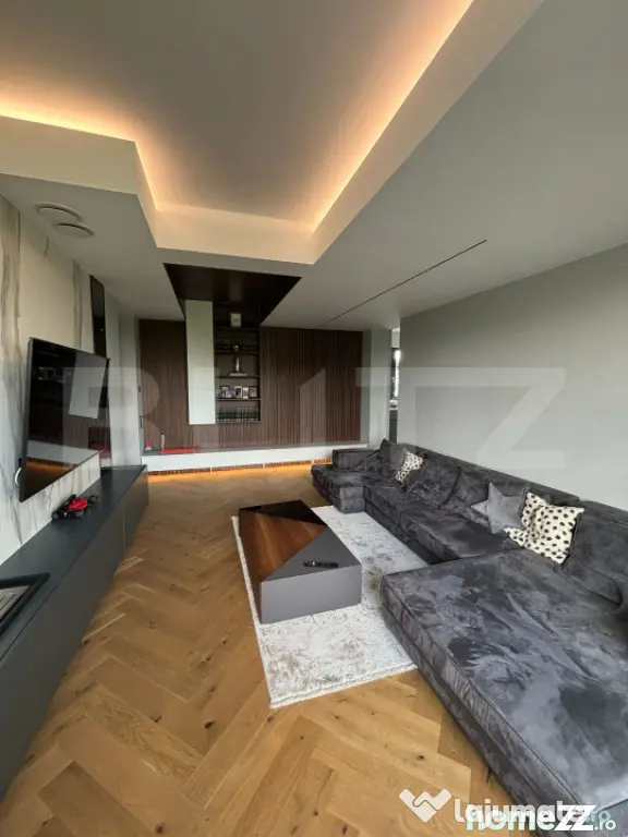 Vilă cu Pompă de Căldură, 220 mp, zona Metro - Suceava