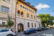 4 camere*Parter/2*Vila interbelică*Curte comună*120 mp uti 