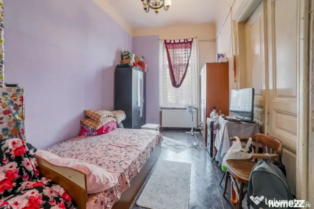4 camere*Parter/2*Vila interbelică*Curte comună*120 mp uti