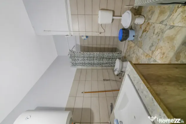 4 camere*Parter/2*Vila interbelică*Curte comună*120 mp uti