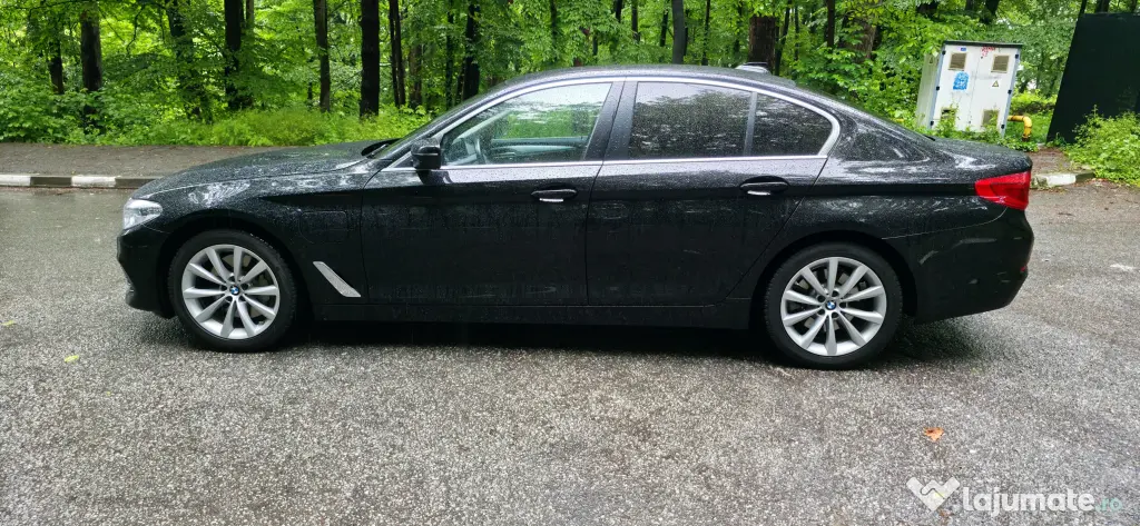 BMW Seria 5 530e iPerfomance Plug In Hibrid