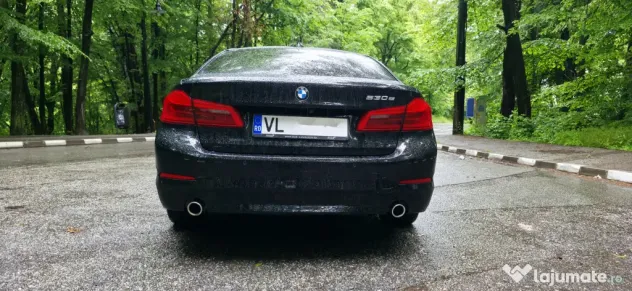BMW Seria 5 530e iPerfomance Plug In Hibrid
