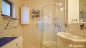 3 camere tip casă, parcare proprie, pod și magazie, Str... 