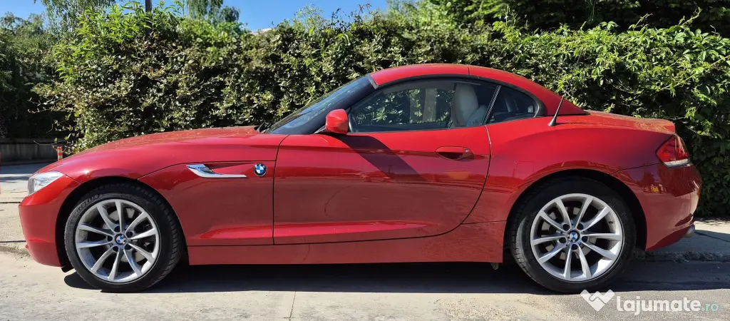 BMW Z4 sDrive28i E89 • 2016 • 71.300 km • Roșu cu Tapițerie Bej • TVA Deductibil