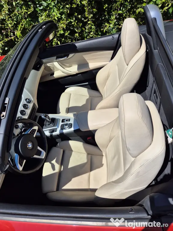 BMW Z4 sDrive28i E89 • 2016 • 71.300 km • Roșu cu Tapițerie Bej • TVA Deductibil