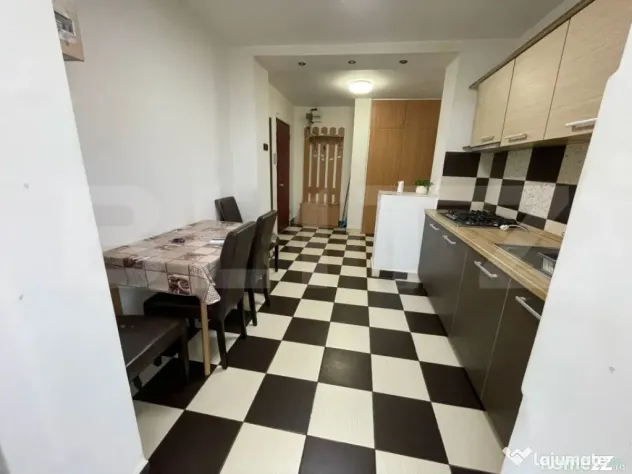 Apartament 3 camere de închiriat, 76 mp, zona Rogerius