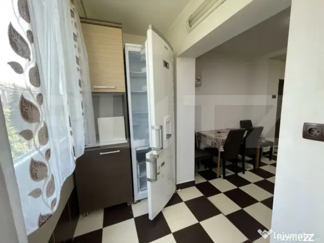 Apartament 3 camere de închiriat, 76 mp, zona Rogerius