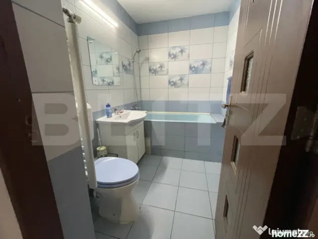 Apartament 3 camere de închiriat, 76 mp, zona Rogerius