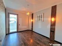 Apartament ultrafinisat 3 camere, 51 mp, terasa 27 mp, garaj