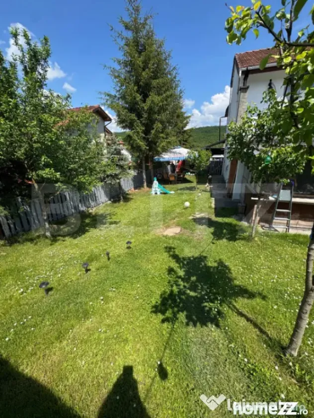 Oportunitate ! Duplex în mijlocul naturii, la preț de apar
