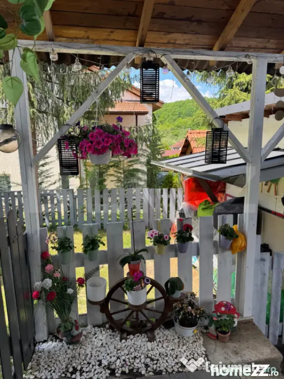 Oportunitate ! Duplex în mijlocul naturii, la preț de apar