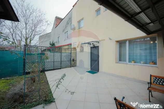 De vânzare apartament 4 camere, Ultracentral - Piața Ra...