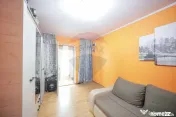 De vânzare casă cu 3 camere și teren 3205 mp în Sânn...