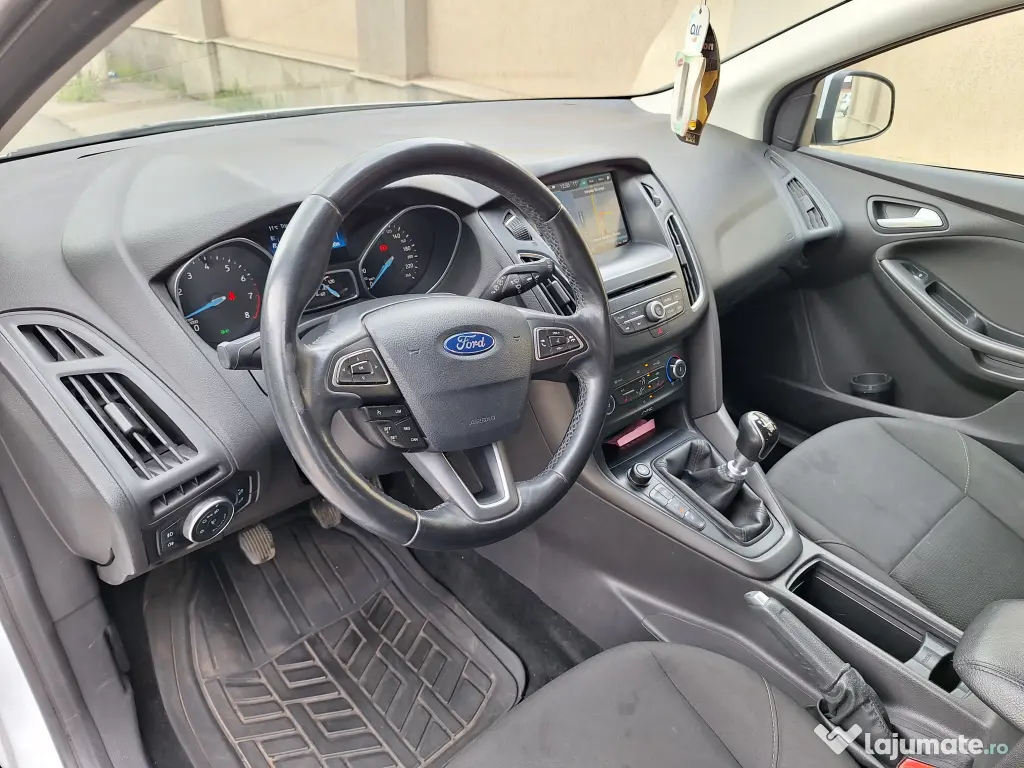 Ford Focus - 2015