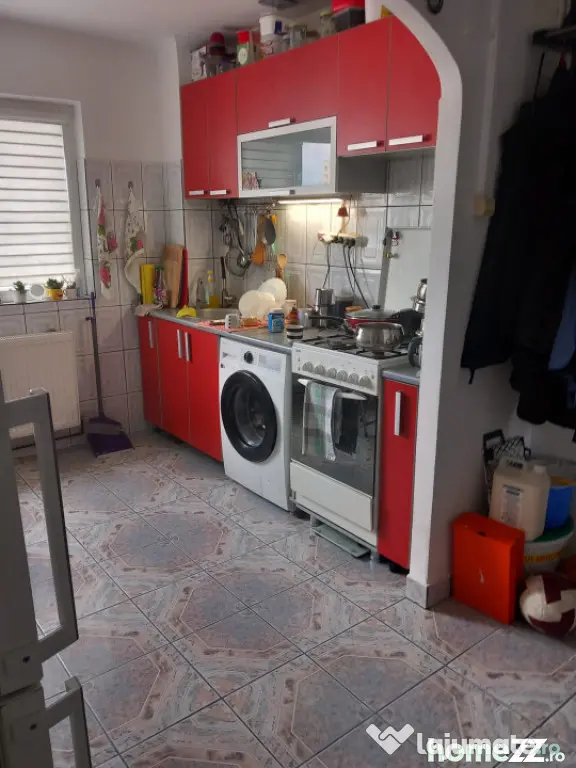 Apartament 2 camere de vanzare, 50.28 mp, semimobilat, Ploie - Ploiesti (Prahova)