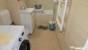 Vand apartament cu 3 camere decomandat Deva, zona George Enescu etaj 1 
