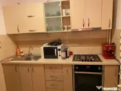 Garsoniera, Eroii Revolutiei, Boiler, 7 min Metrou 
